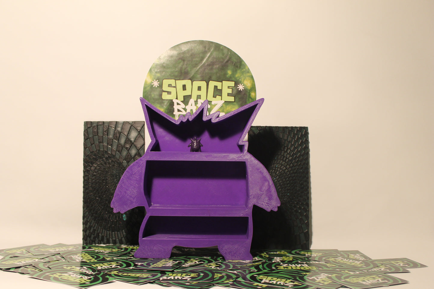 CosmicMon Phantom | Display Shelf