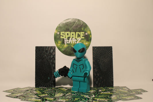 Cosmic Invader | Action Figure |