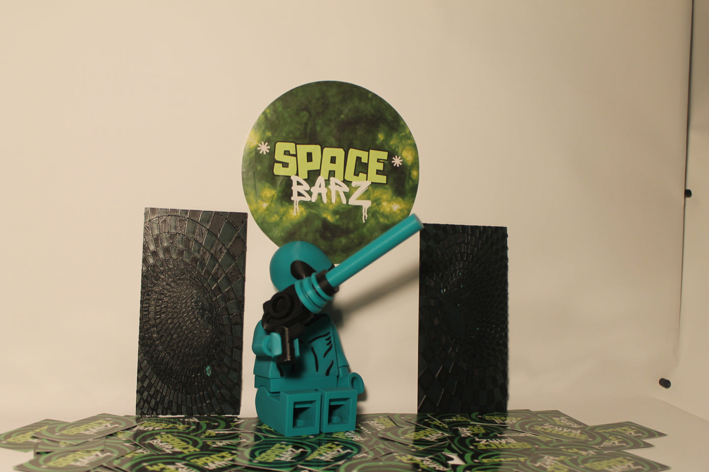 Cosmic Invader | Action Figure |